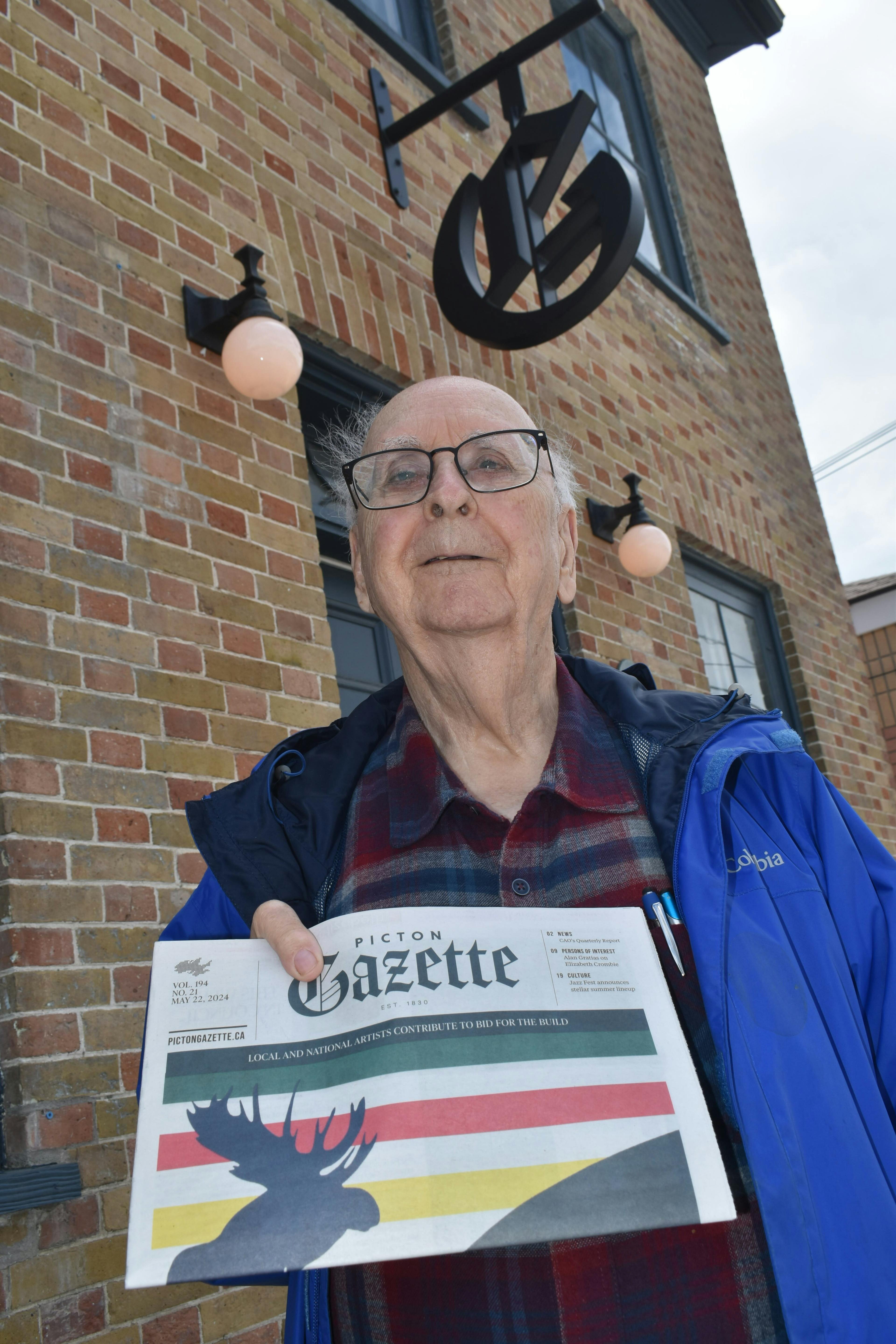 <p>The latest member of the Ontario Community Newspaper Association&#8217;s Hall of Fame Jack Evans. (Jason Parks/Gazette Staff)</p>
